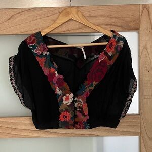Size 6 crop top w/ floral embroidery from Free People